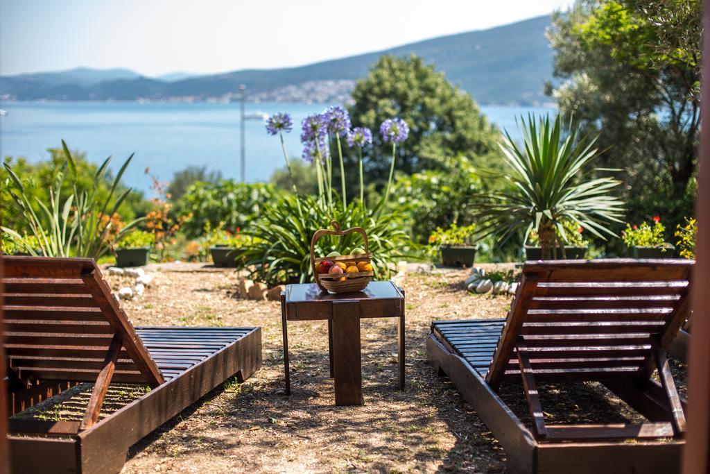 Apartments And Bungalows Mimoza Baosici Herceg Novi Exterior foto